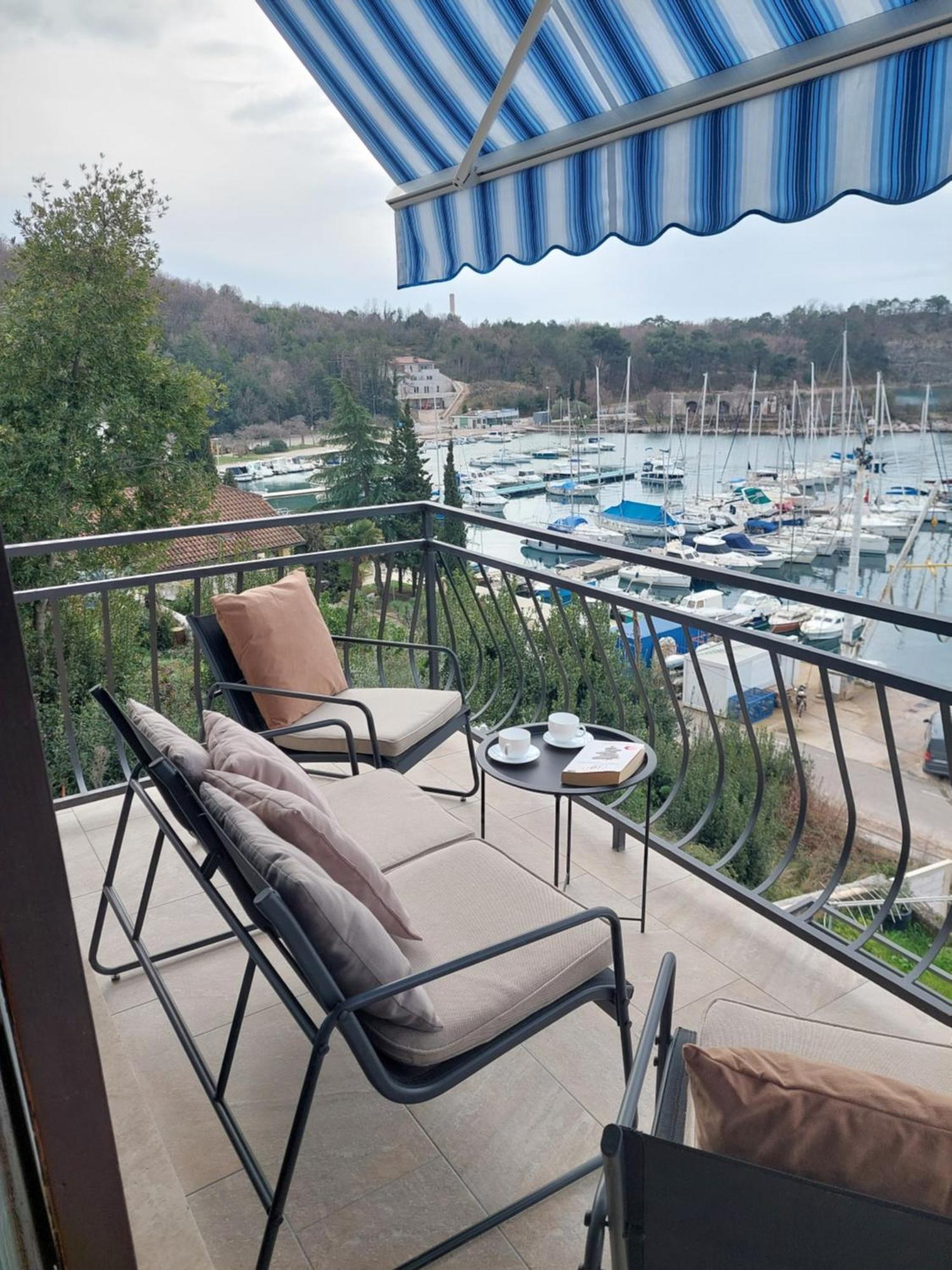 Apartman Marija II Omisalj ภายนอก รูปภาพ